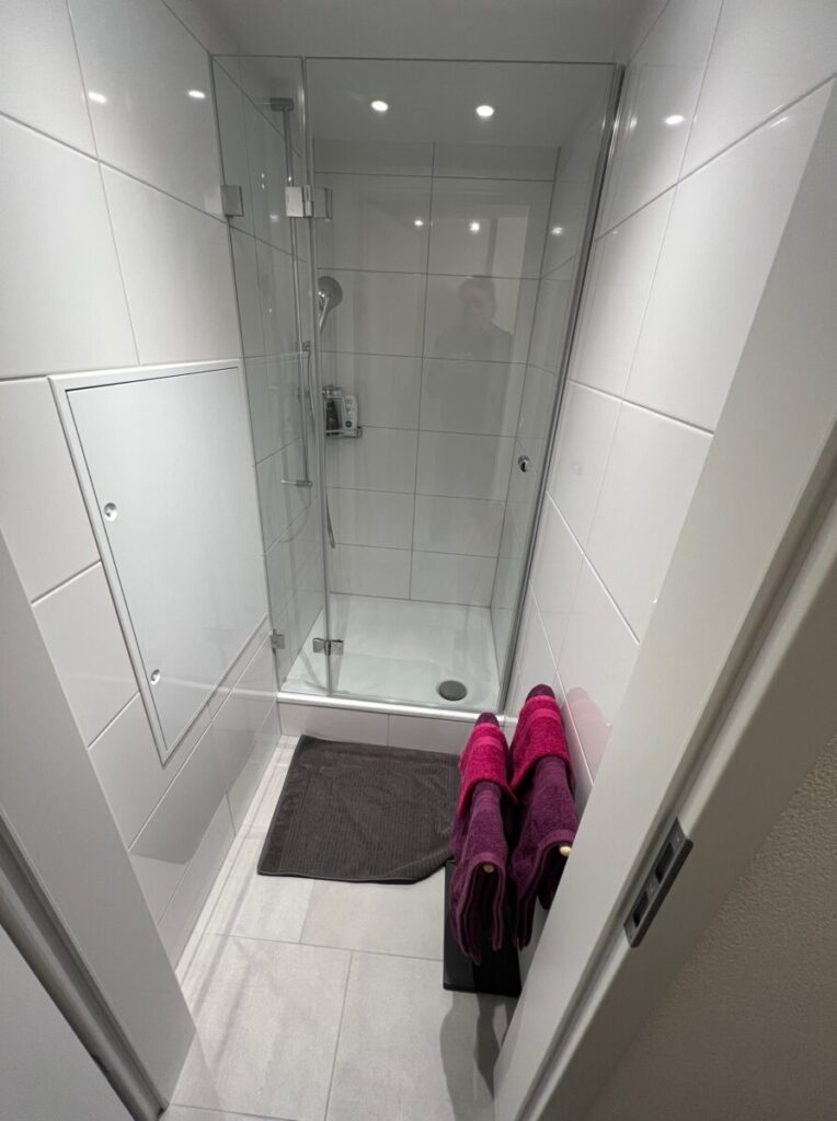 Seitensprungzimmer, Bern-STADT, Dusche